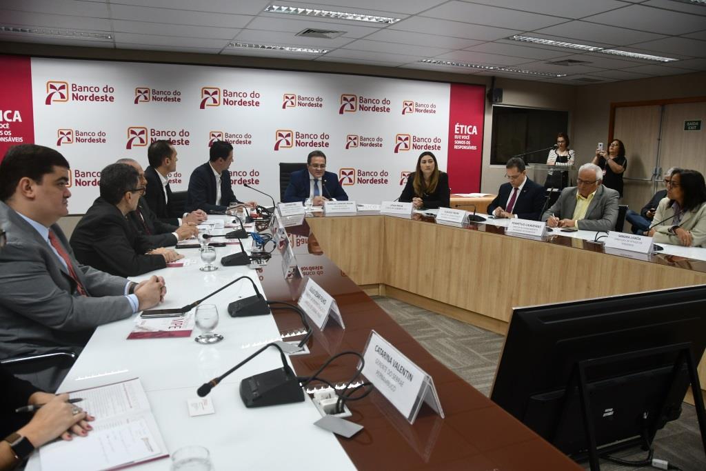 Acordo_foi_assinado_no_Gabinete_da_Presidncia_do_BNB