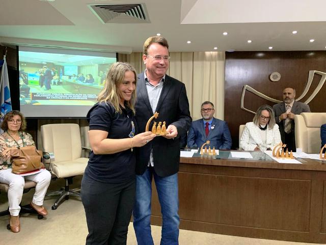 PREMIO-TRABALHOINFANTIL-001