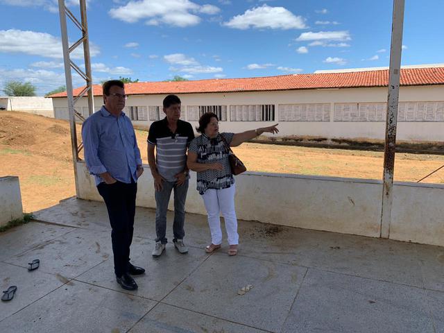 VISITA-ESCOLAS-001